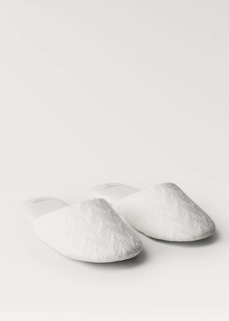 Embroidered cotton slippers