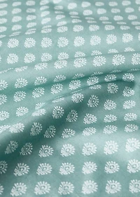 Children’s cotton top sheet with small flowers for 90 cm bed