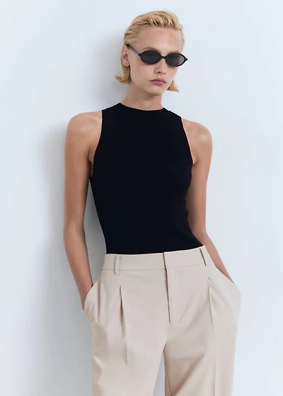 Straight-fit pleated pants