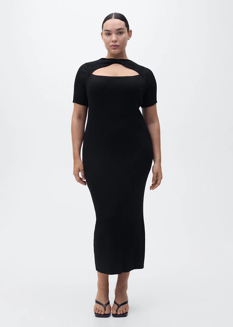 Ribbed midi-dress with slit neckline