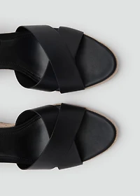 Wedge sandals with crisscross straps