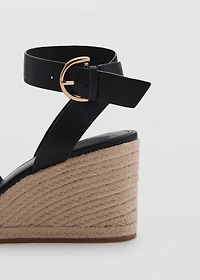 Wedge sandals with crisscross straps
