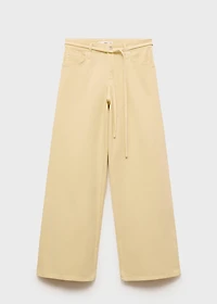 Low-rise  wide leg jeans with belt