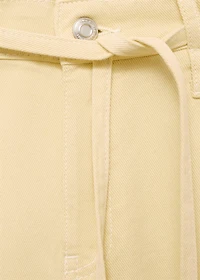 Low-rise  wide leg jeans with belt