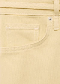 Low-rise  wide leg jeans with belt