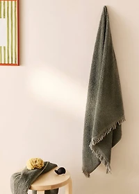 Organic cotton children's shower towel with fringes