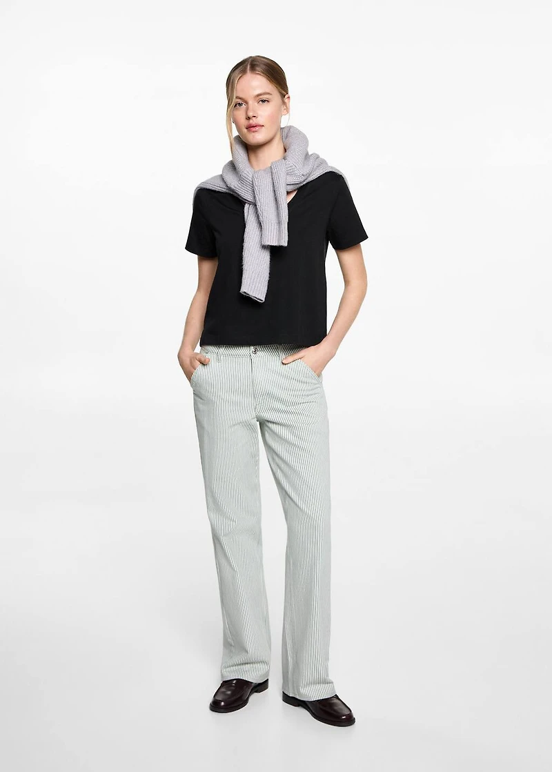 V-neck T-shirt