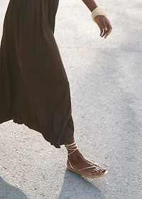 Strips sandals