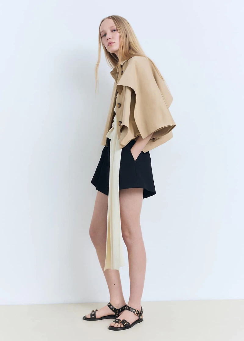 Strap sandals with buckles and eyelet details