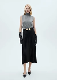 Straight pleated skirt