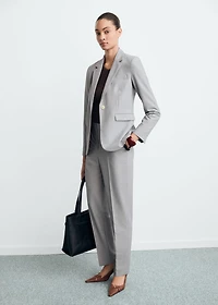 Fitted suit jacket