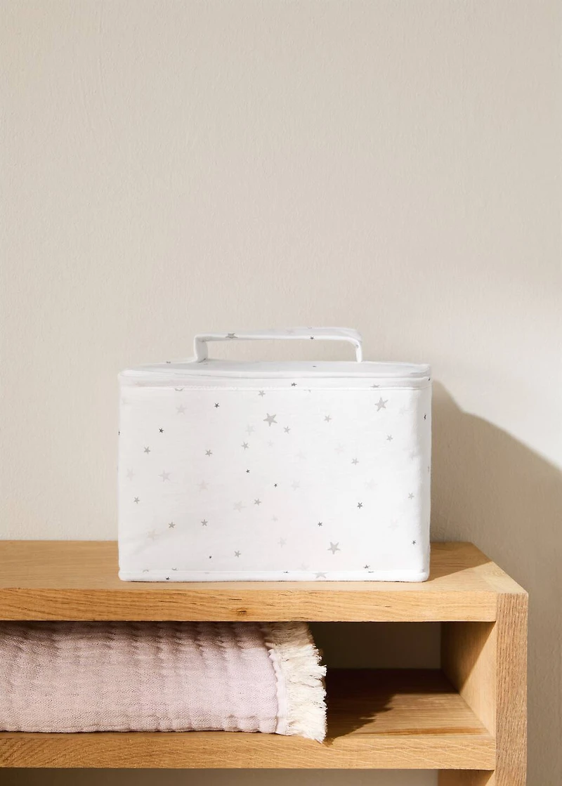 Children’s toiletry bag with star print