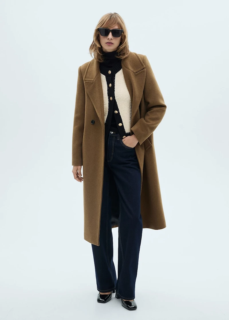 Contrasted buttons jacket