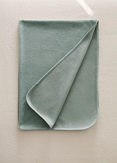 Terry baby blanket