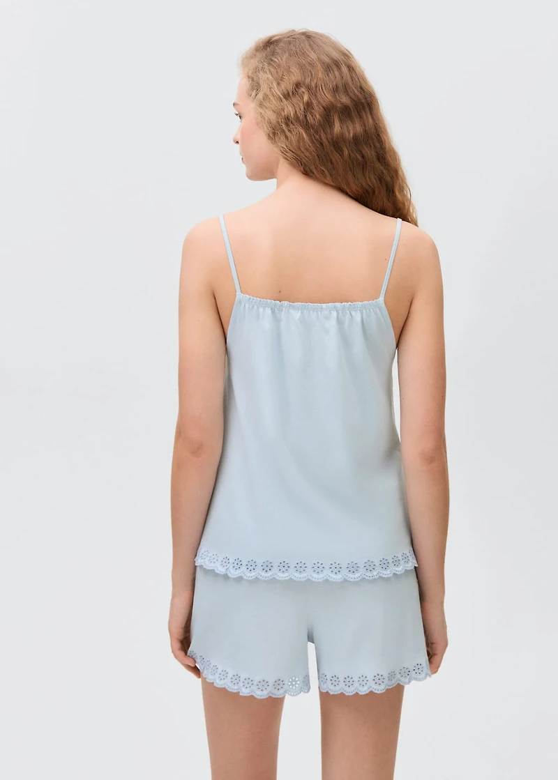 Pajamas with embroidered details