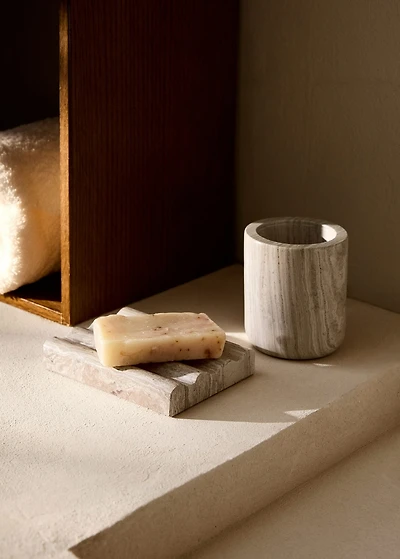 Marble soap dish