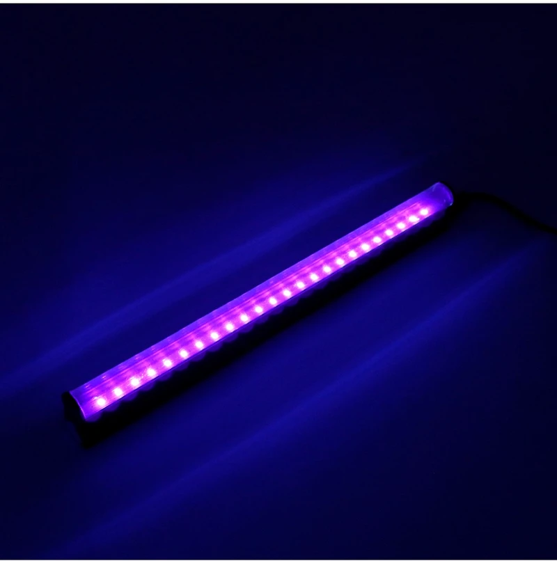 Barre de lumière Blacklight de Biogenik - Exclusivité GameStop!