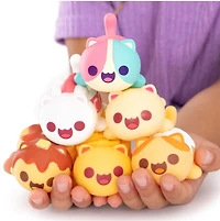 Aphmau Squishy Figures – Series 1 – One Variation Chosen at Random