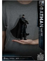 DC Comics Justice League Batman. Dynamic 8ction Heroes 