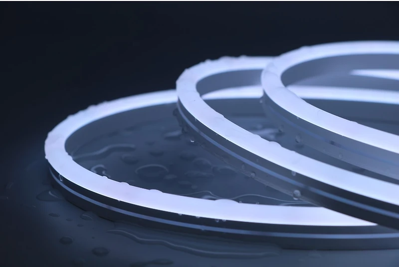 Biogenik Smart Flexible LED Light Rope – 3m 