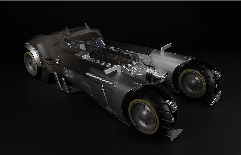 DC Multiverse Batmobile (Batman: White Knight) (Gold Label) Vehicle 