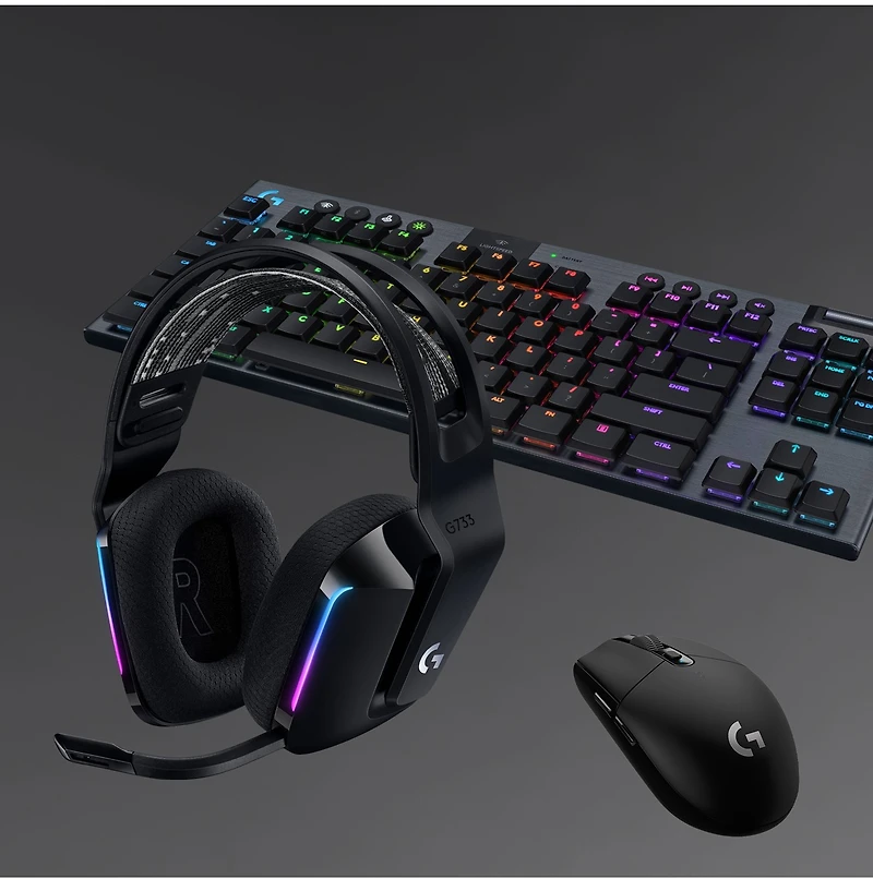 Logitech G733 Lightspeed Wireless Gaming Headset