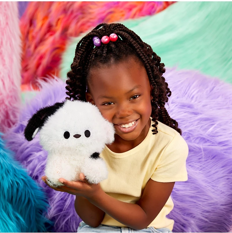 Fluffie Stuffiez Small Plush - Assortment – One Variation Chosen at Random