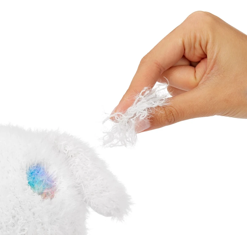 Fluffie Stuffiez Small Plush - Assortment – One Variation Chosen at Random