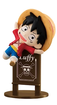 One Piece Pirates Party Figure Assorted – One Variation Chosen at Random