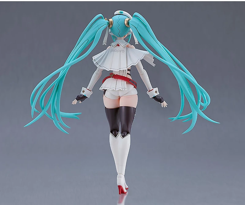 Hatsune Miku GT Project Plamatea Racing Miku 2023 Model Kit 