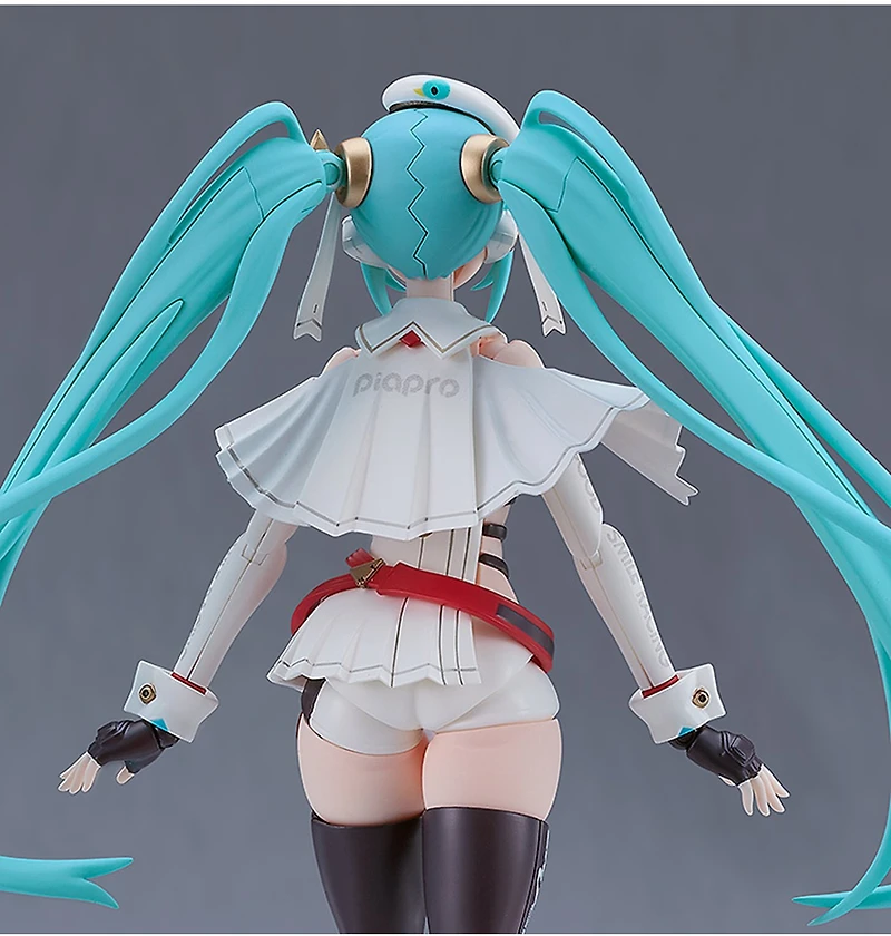 Hatsune Miku GT Project Plamatea Racing Miku 2023 Model Kit 