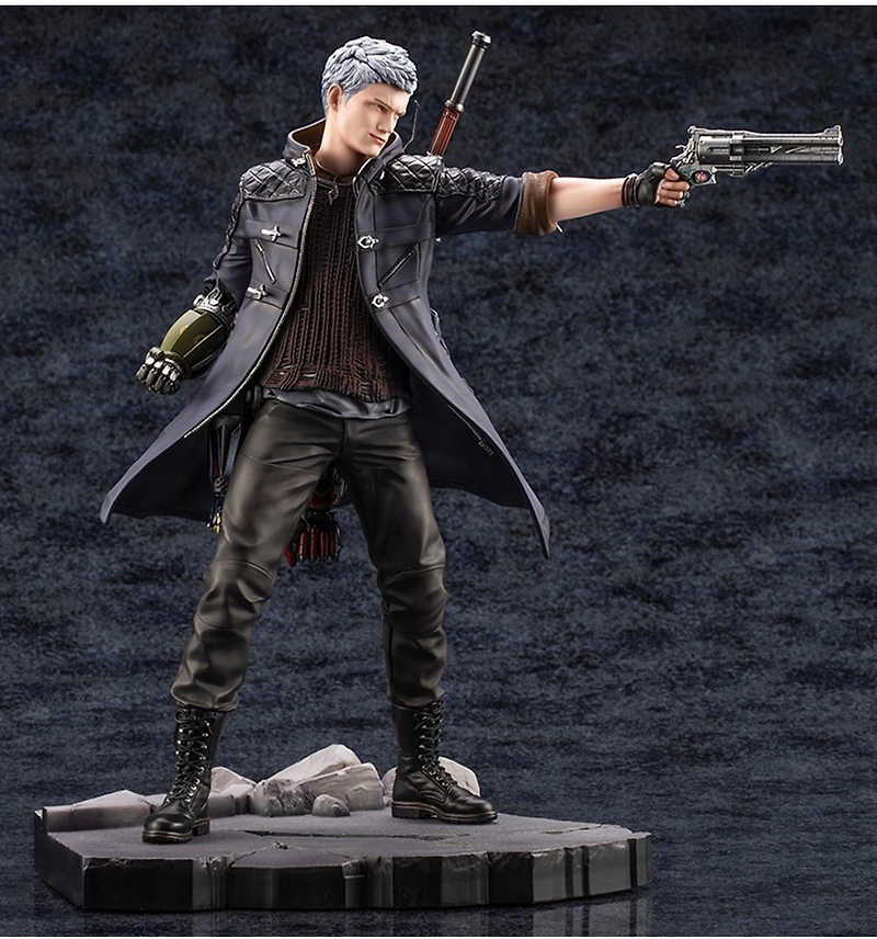 Devil May Cry 5 Nero Artfx J 1/8 Scale Figure