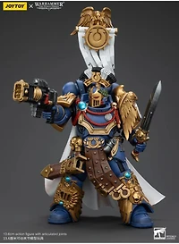 Warhammer The Horus Heresy - Ultramarines Legion Praetor with Power Sword and Volkite Serpenta 