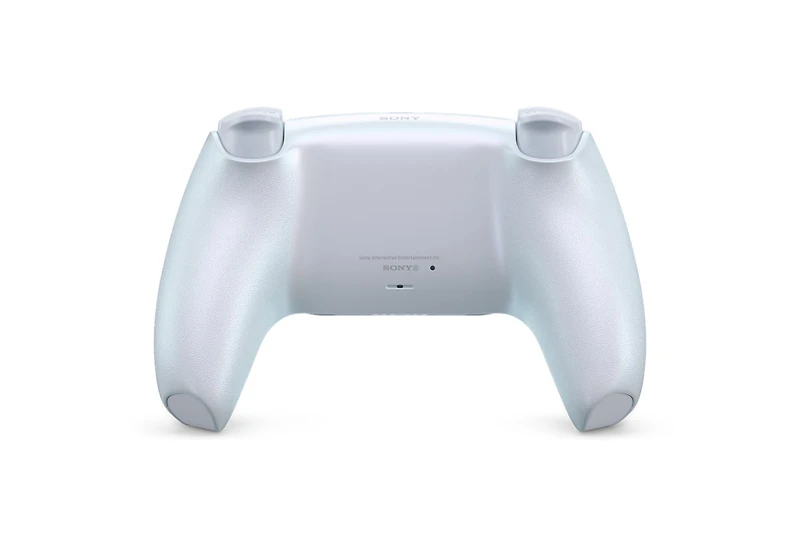 DualSense wireless controller – Chroma Pearl 