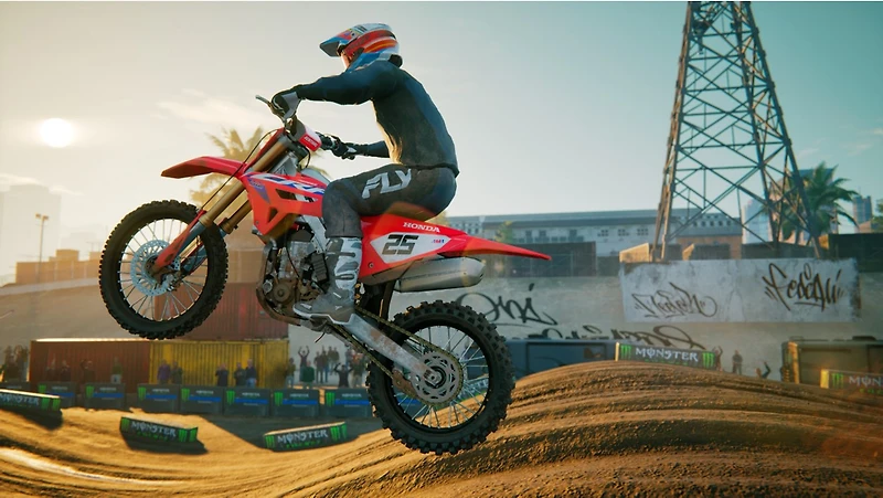 Monster Energy Supercross 25 (Series X Only)