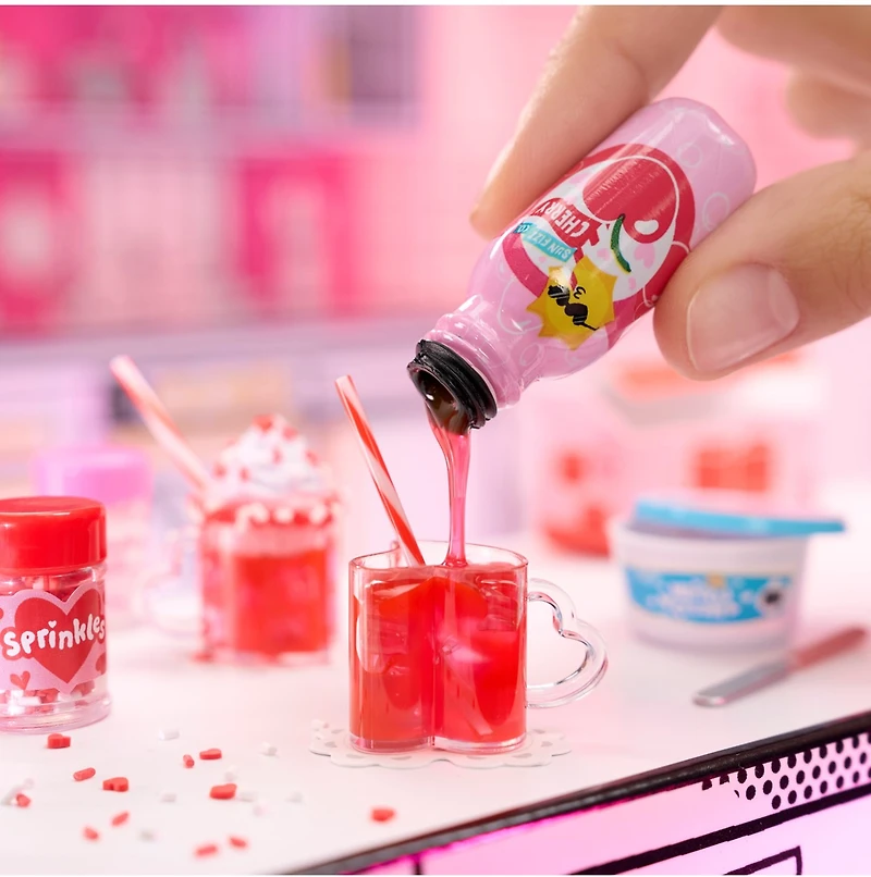 MGA's Miniverse™ - Make It Mini Valentine's  – One Variation Chosen at Random