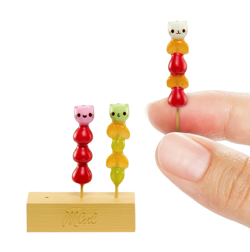 MGA's Miniverse- Make It Mini Café Series 4 – One Variation Chosen at Random