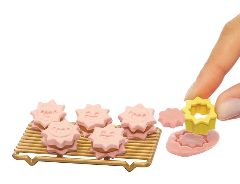 MGA's Miniverse Make It Mini From Scratch Series – One Variation Chosen at Random