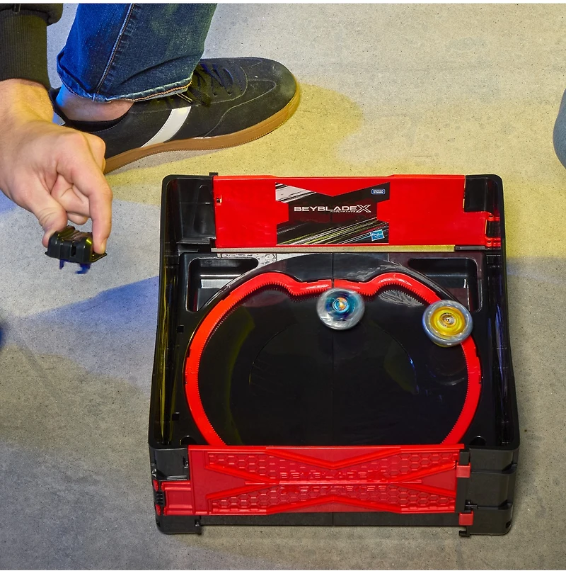 Beyblade X Beystadium Clash and Carry Beystadium 