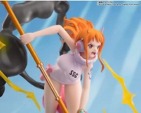 One Piece FiguartsZERO [EXTRA BATTLE] -Lightning Blast- Nami Figure 