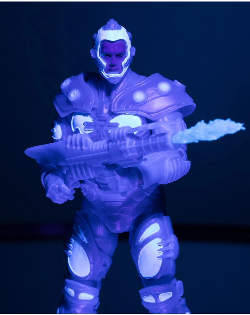 DC Multiverse Mr.Freeze (Batman & Robin) Black Light Edition Gold Label 7-Inch Action Figure 