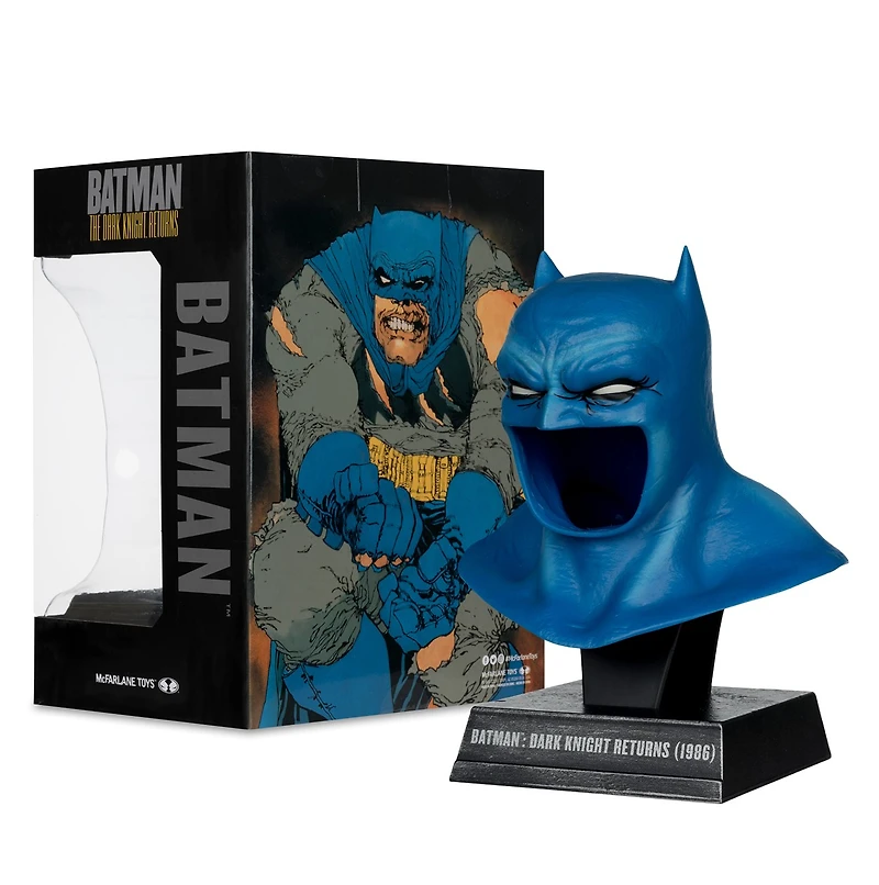 DC Direct Batman (Dark Knight Returns) Cowl Replica 1:3 Scale 