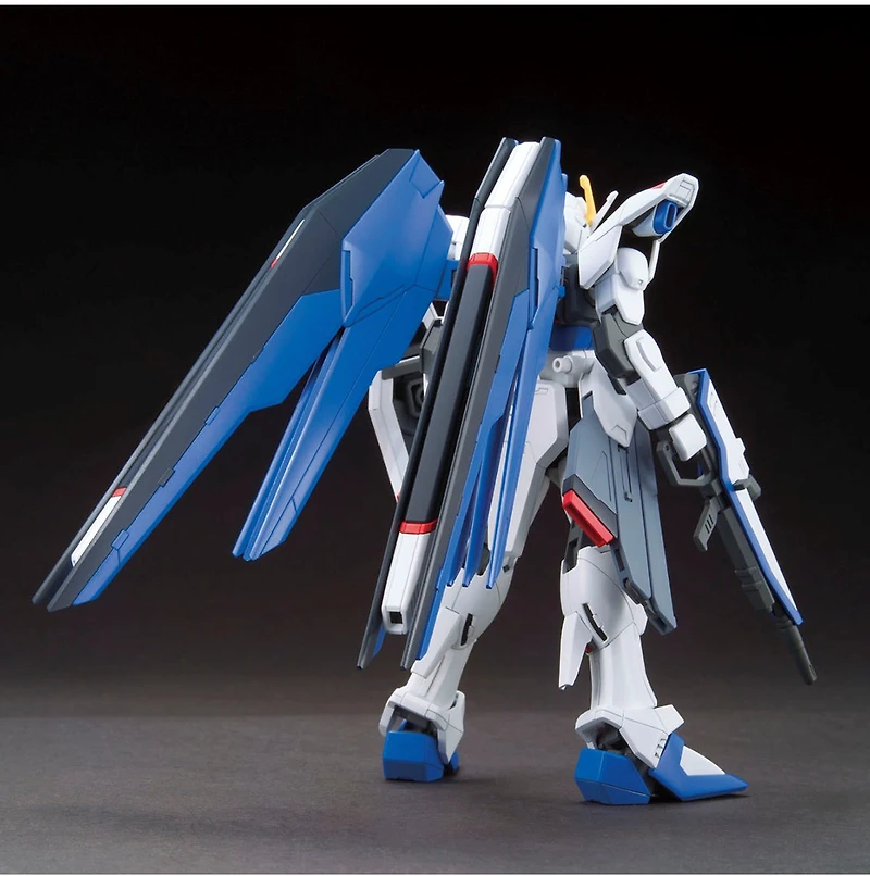 Gundam SEED - Freedom Gundam - 1/144 HG 