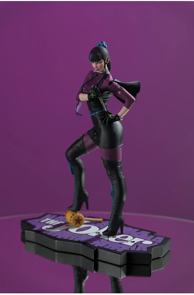 DC Direct Punchline by Stanley "Artgerm" Lau (The Joker Purple Craze) 1:10 Scale Resin Statue 