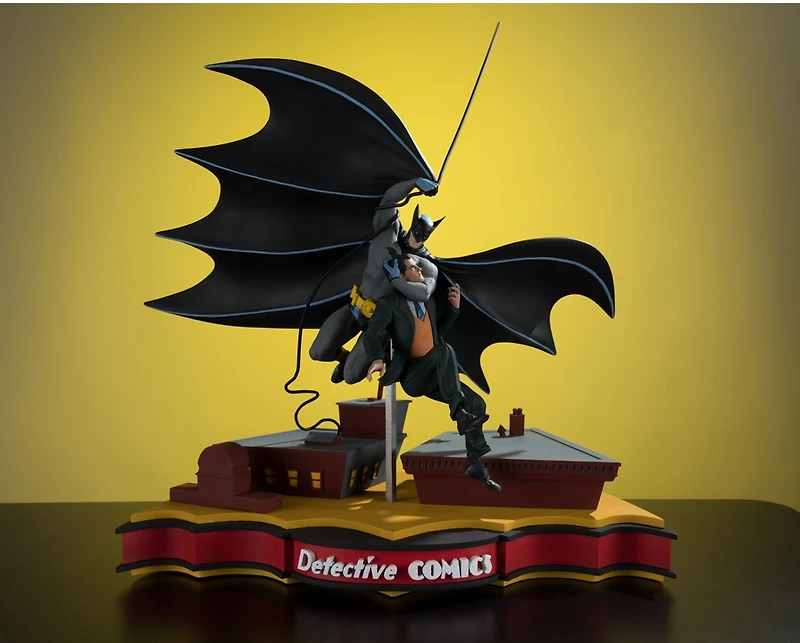 DC Direct Batman Detective Comics #27 (1st Appearance) 1:10 Scale Resin Statue 