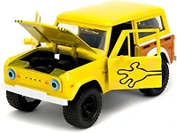 Jada Hollywood Rides 1:24 Scale Die-Cast 1972 Ford Bronco with Spongebob Figure 