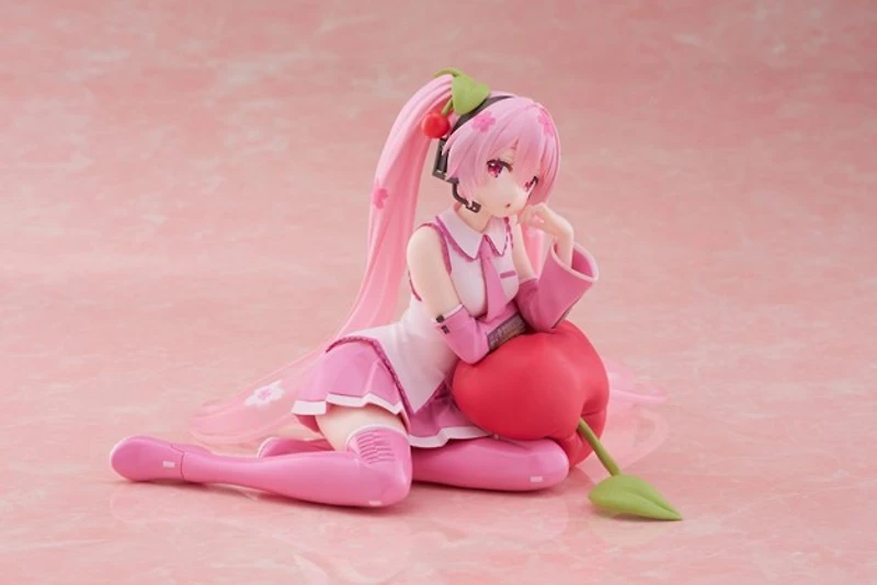 Sakura Miku Desktop Cute Figure (Cherry Cushion Ver.)
