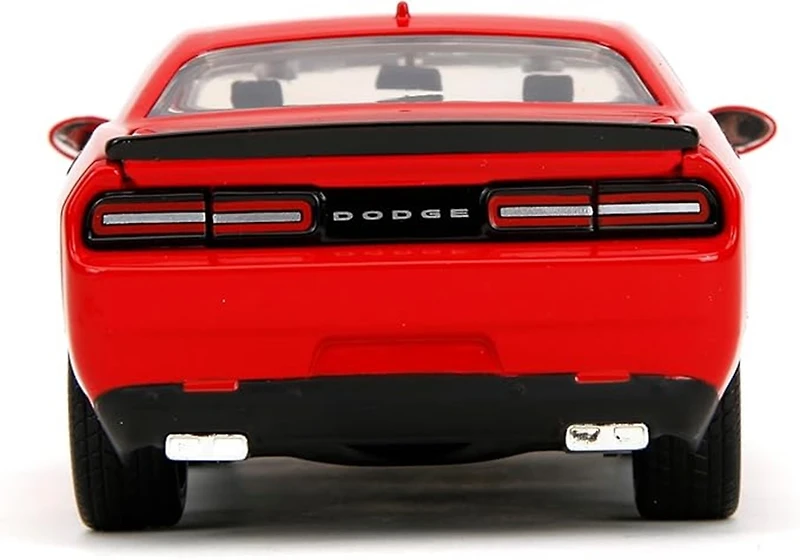 The Walking Dead 1:24 2015 Dodge Challenger Die-Cast Car & 2.75" Glen Figure