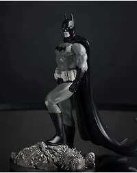 DC Direct Batman by Bjorn Barends (Batman Black & White) 1:10 Scale Resin Statue 