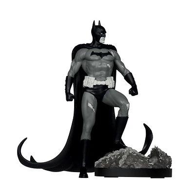 DC Direct Batman by Bjorn Barends (Batman Black & White) 1:10 Scale Resin Statue 